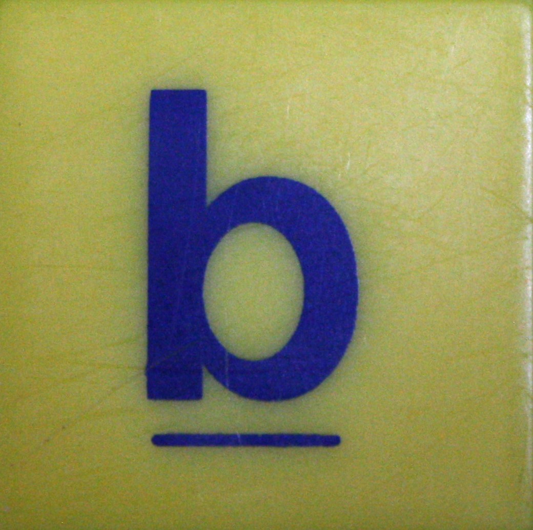 PARTS ONLY - Scrabble Junior Disney Edition Board Game - (1) Plastic Letter B Only