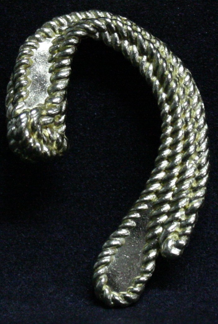 PARTS ONLY - Cluedo 2023 Edition Board Game - (1) Rope Weapon Piece Only