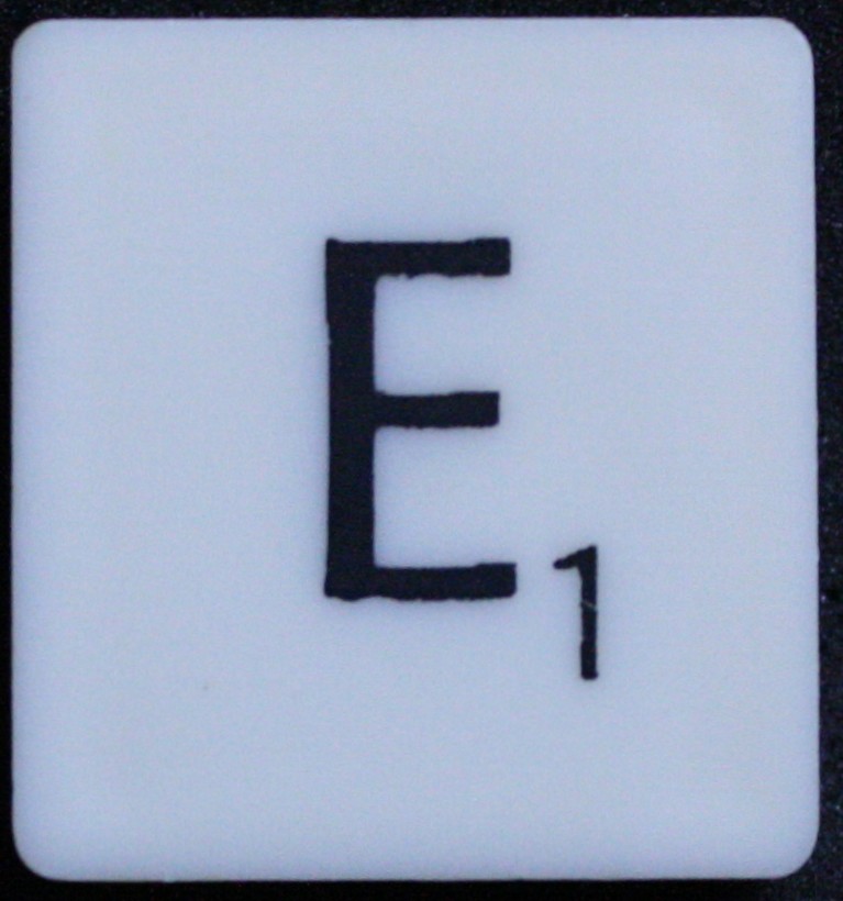 PARTS ONLY - Scrabble Board Game 1988 Murfett Regency Version - (1) Letter Tile E Only