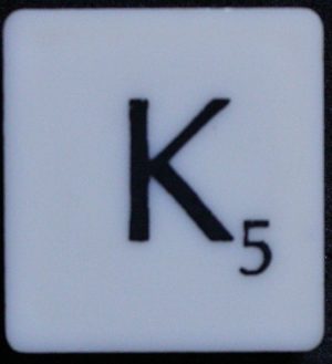 PARTS ONLY - Scrabble Board Game 1988 Murfett Regency Version - (1) Letter Tile K Only