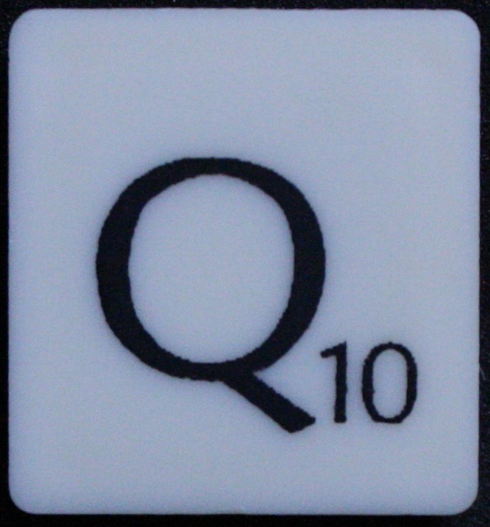 PARTS ONLY - Scrabble Board Game 1988 Murfett Regency Version - (1) Letter Tile Q Only